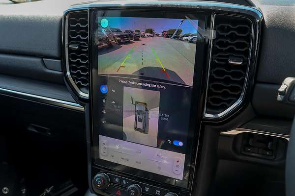 2025 Ford Everest Trend