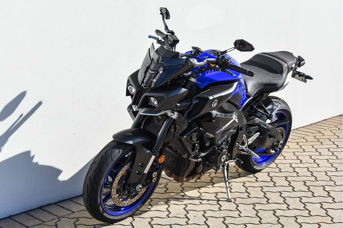2016 Yamaha MT-10