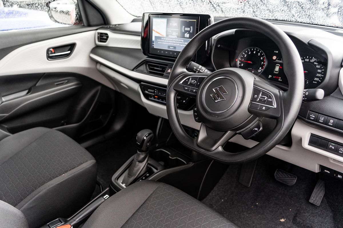 2024 Suzuki Swift Hybrid UZ