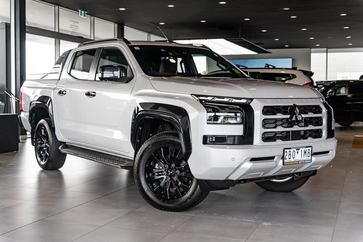 2024 Mitsubishi Triton GSR MV 4X4