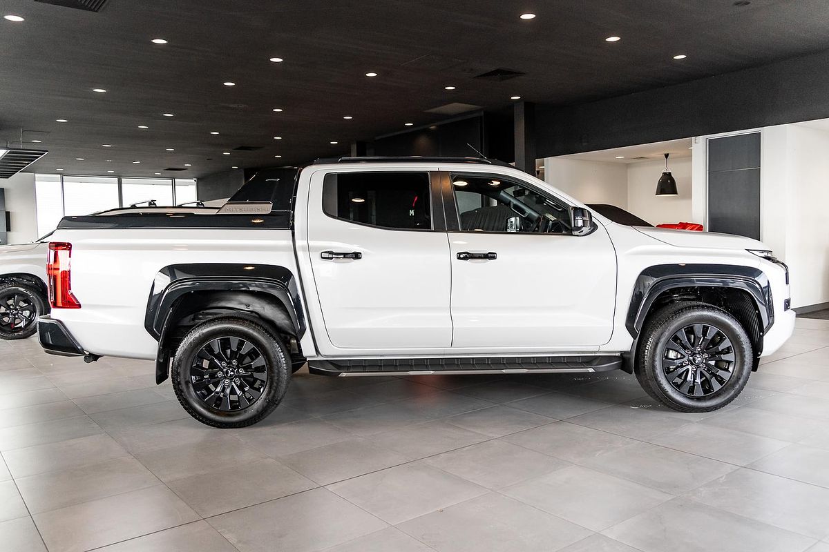 2024 Mitsubishi Triton GSR MV 4X4
