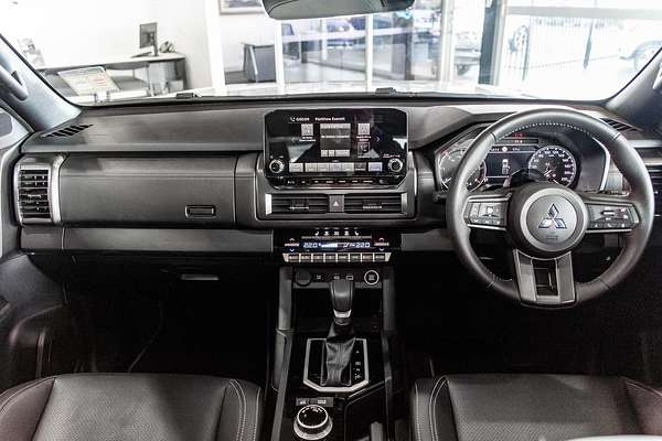 2024 Mitsubishi Triton GSR MV 4X4