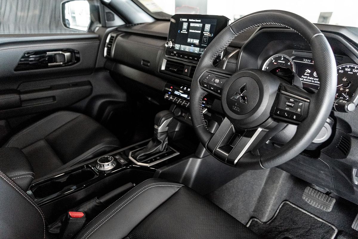 2024 Mitsubishi Triton GSR MV 4X4