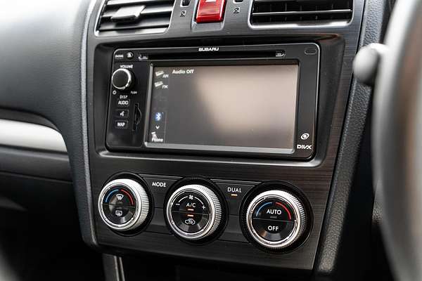 2014 Subaru XV 2.0i-L G4X