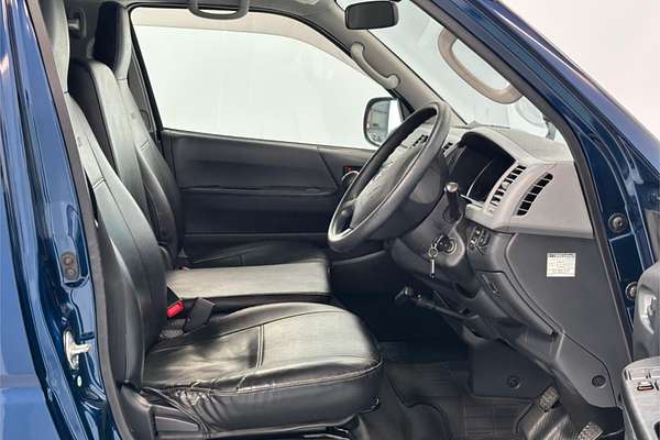 2011 Toyota Hiace DX GL PKG 4WD KDH206