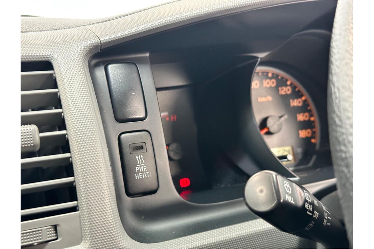2011 Toyota Hiace DX GL PKG 4WD KDH206
