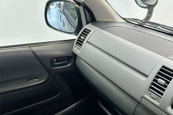 2011 Toyota Hiace DX GL PKG 4WD KDH206