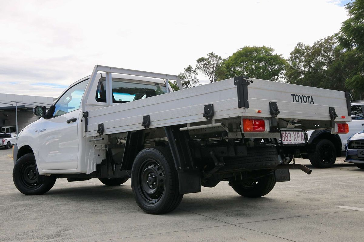 2017 Toyota Hilux Workmate TGN121R Rear Wheel Drive