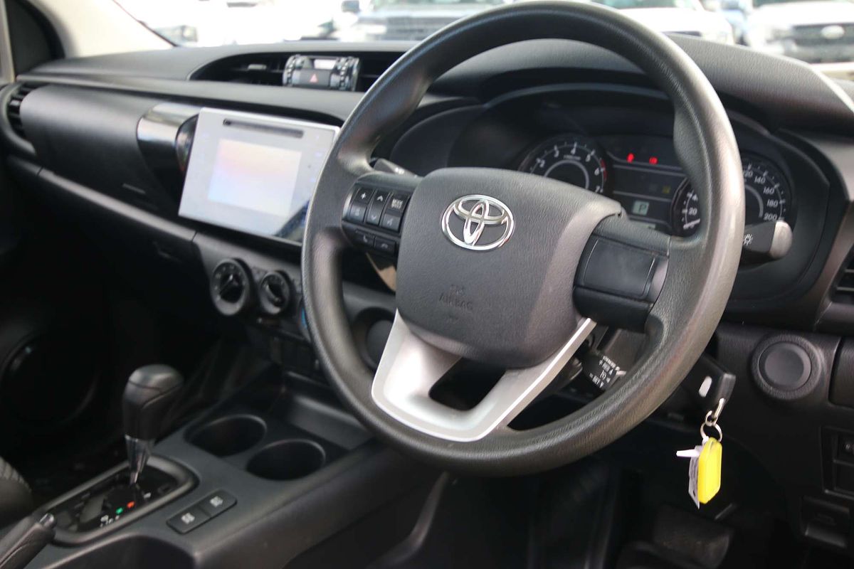 2017 Toyota Hilux Workmate TGN121R Rear Wheel Drive