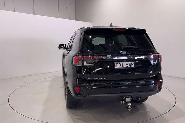 2023 Ford Everest Platinum