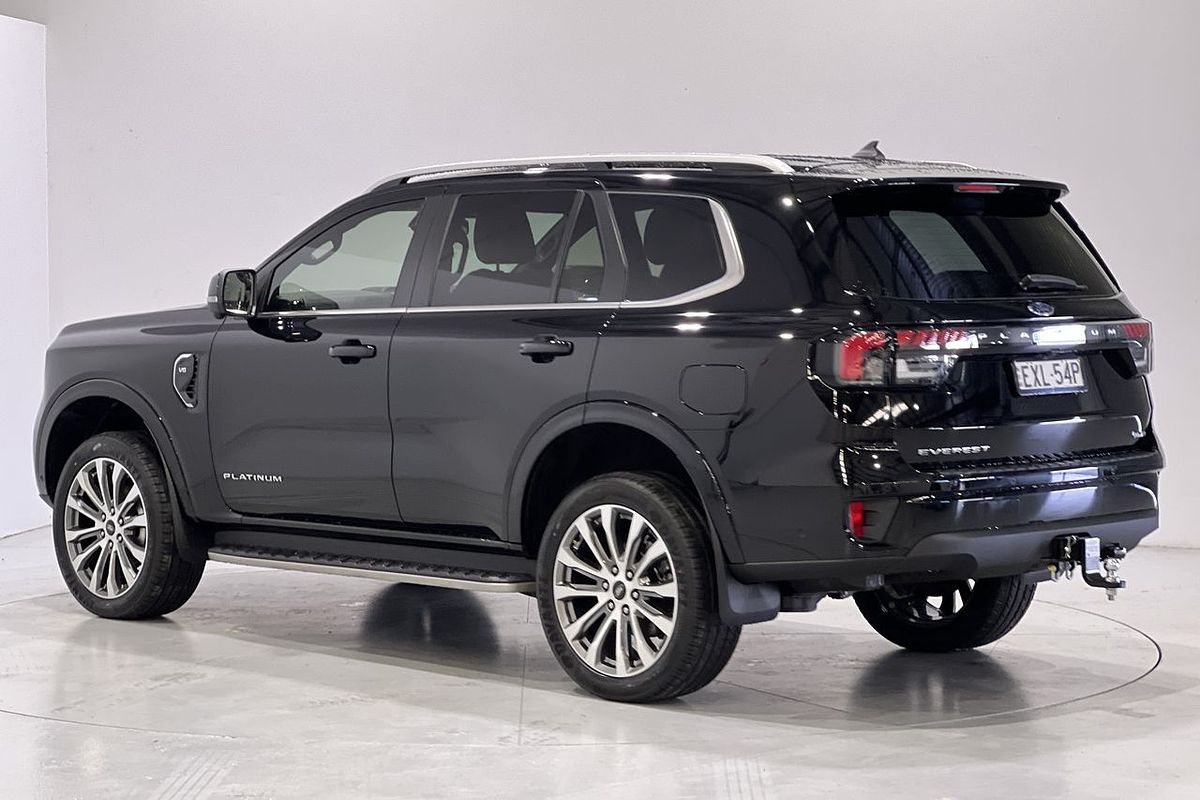 2023 Ford Everest Platinum