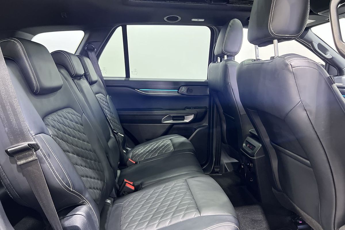2023 Ford Everest Platinum