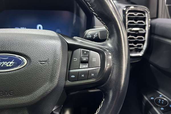 2023 Ford Everest Platinum