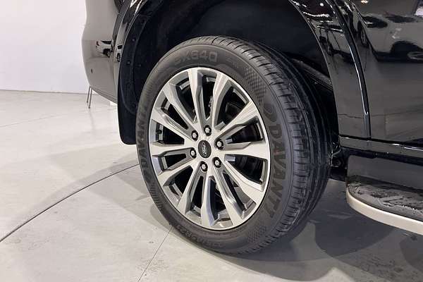 2023 Ford Everest Platinum