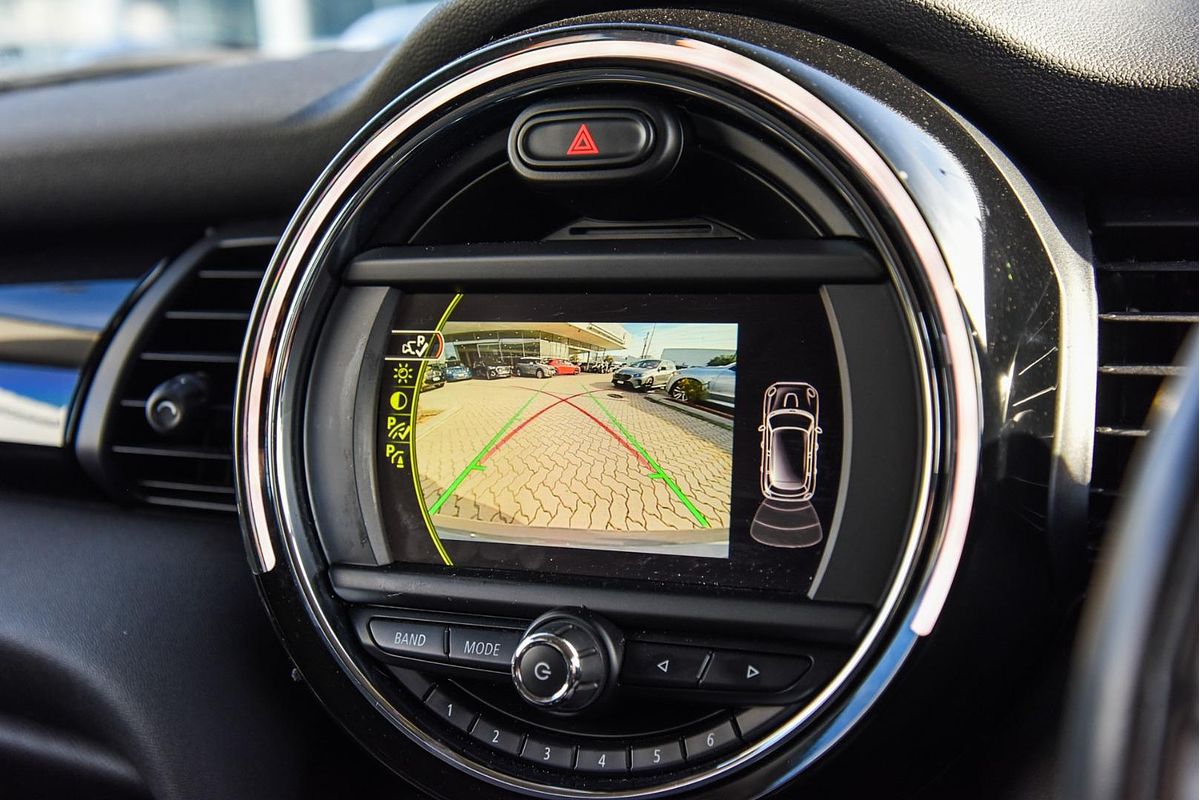 2016 MINI Hatch Cooper F55