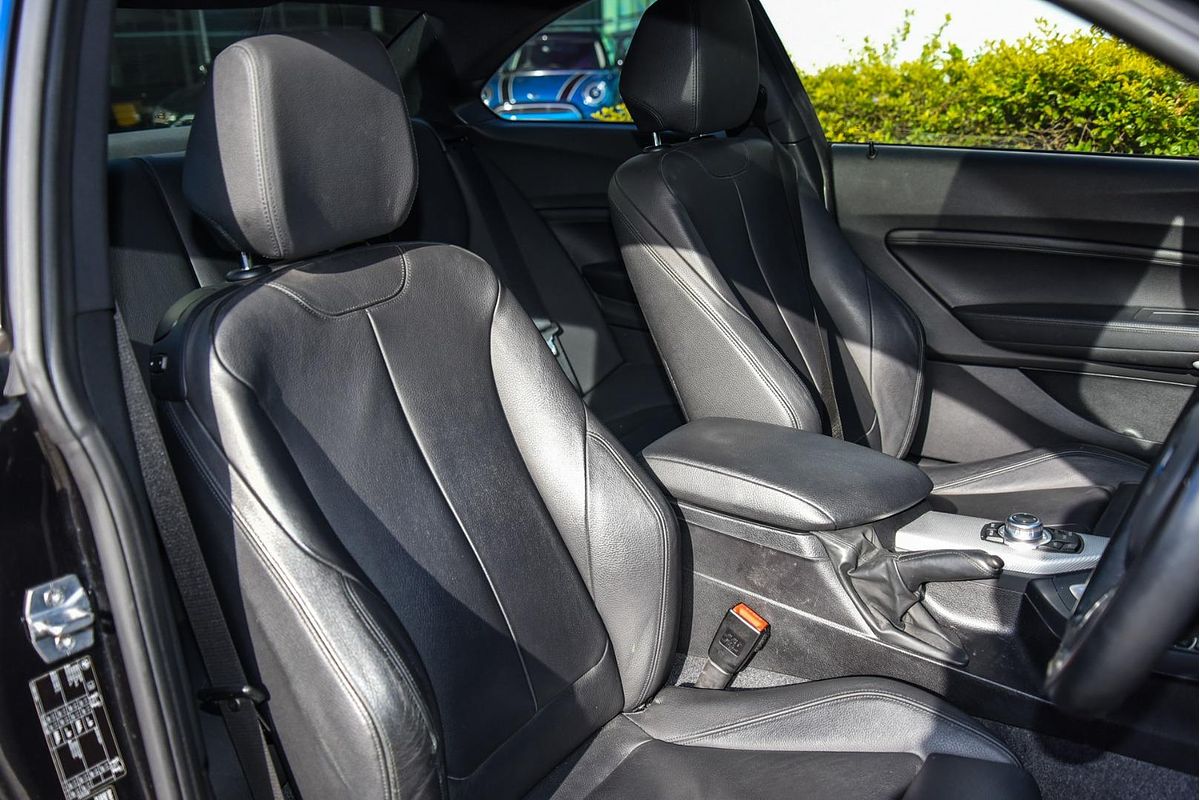 2015 BMW 2 Series 228i M Sport F22