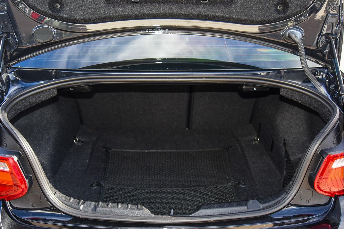 2015 BMW 2 Series 228i M Sport F22