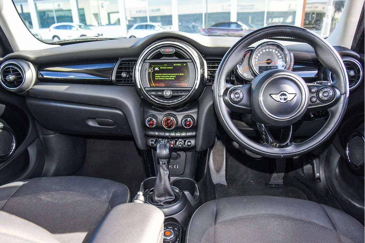 2016 MINI Hatch Cooper F55