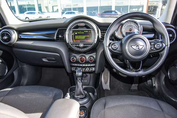 2016 MINI Hatch Cooper F55