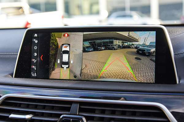 2016 BMW 7 Series 750i G11