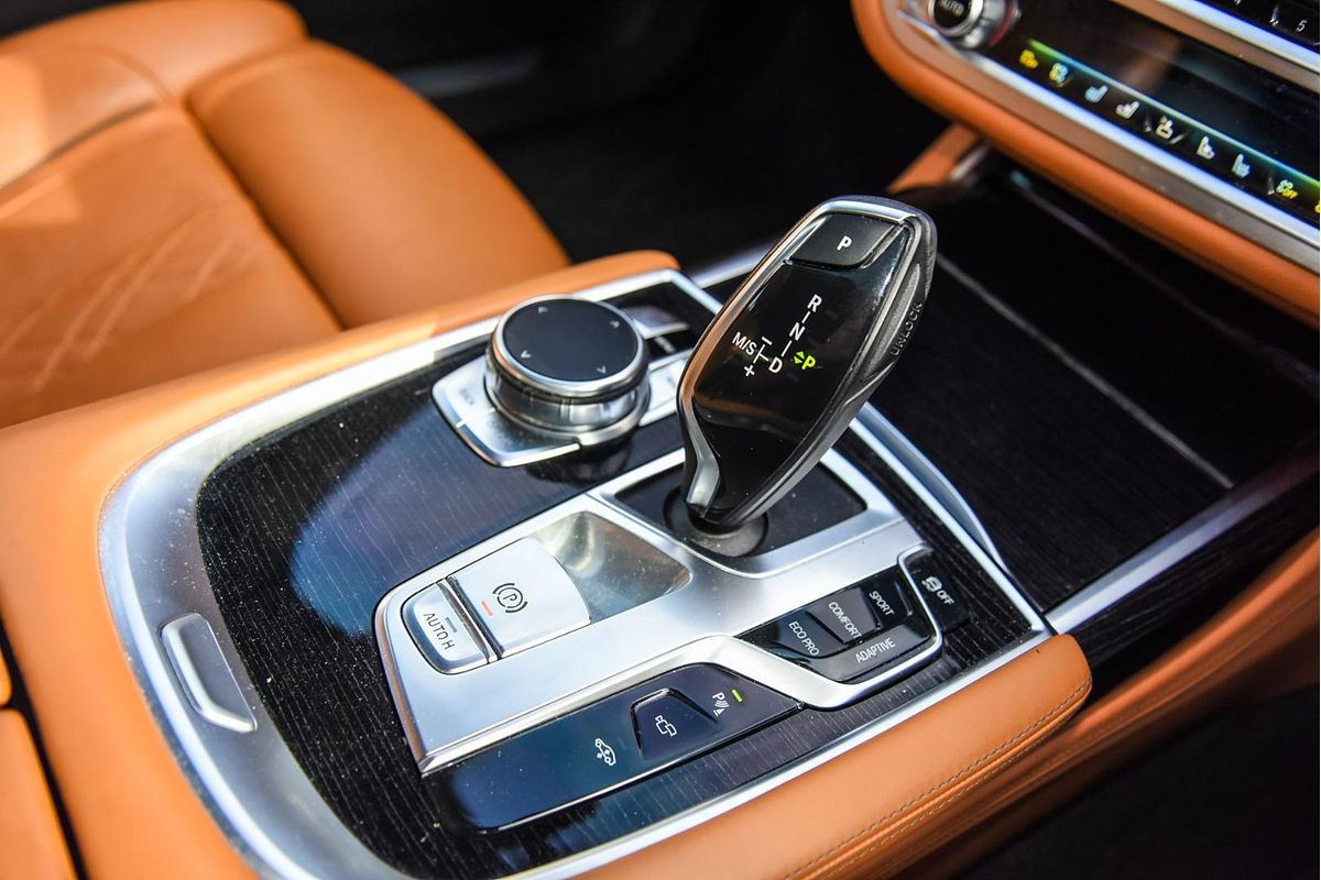 2016 BMW 7 Series 750i G11