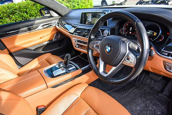 2016 BMW 7 Series 750i G11