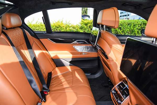 2016 BMW 7 Series 750i G11