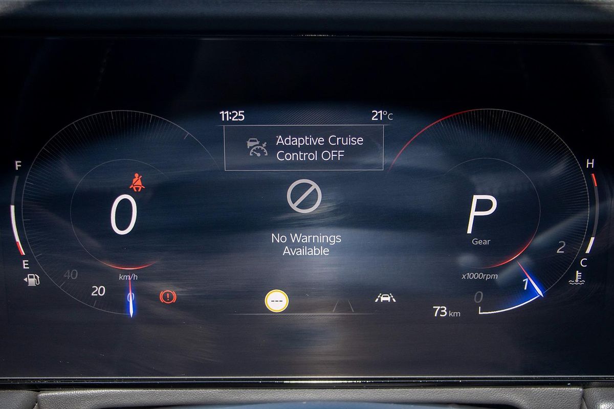 2025 Mahindra XUV700 AX7L