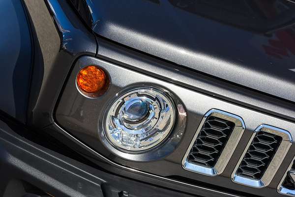 2025 Suzuki Jimny