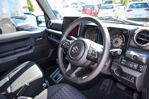 2025 Suzuki Jimny