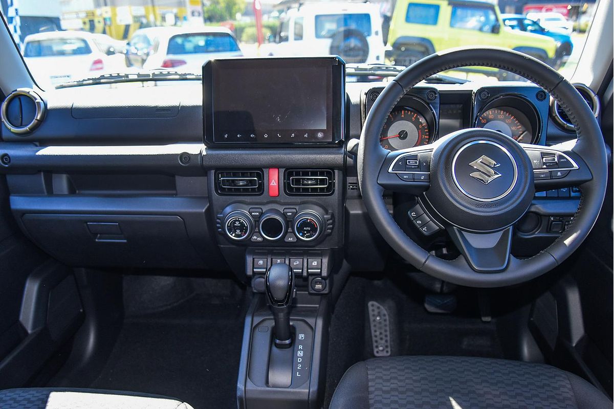 2025 Suzuki Jimny