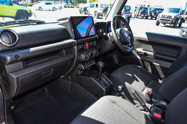 2025 Suzuki Jimny