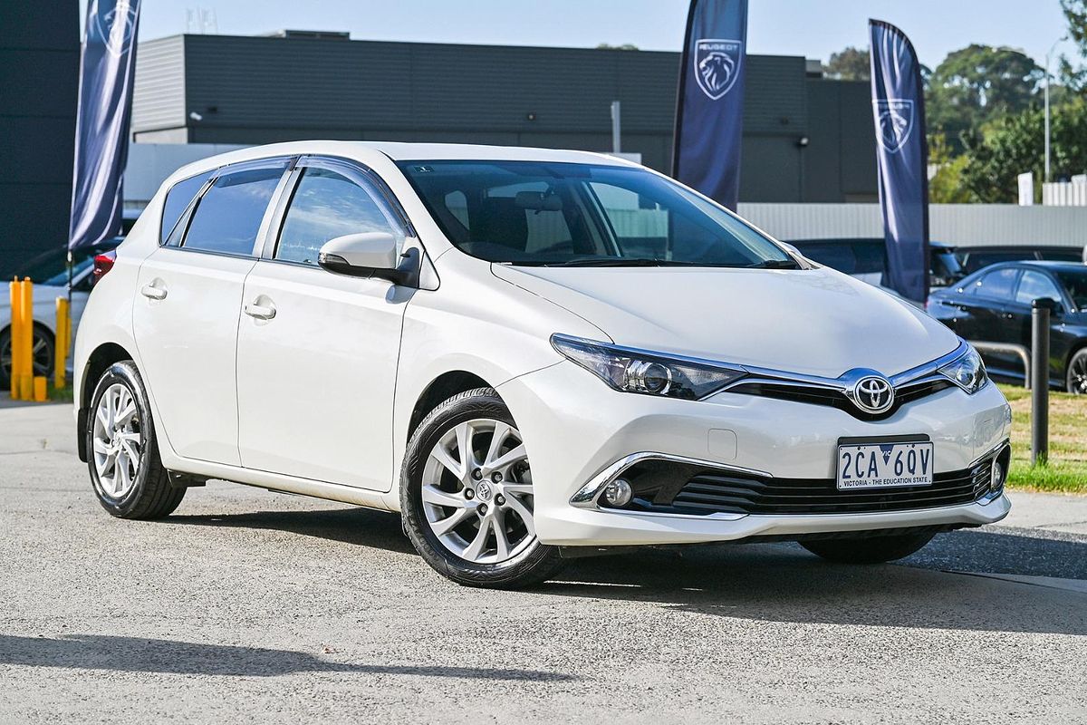 2017 Toyota Corolla Ascent Sport ZRE182R