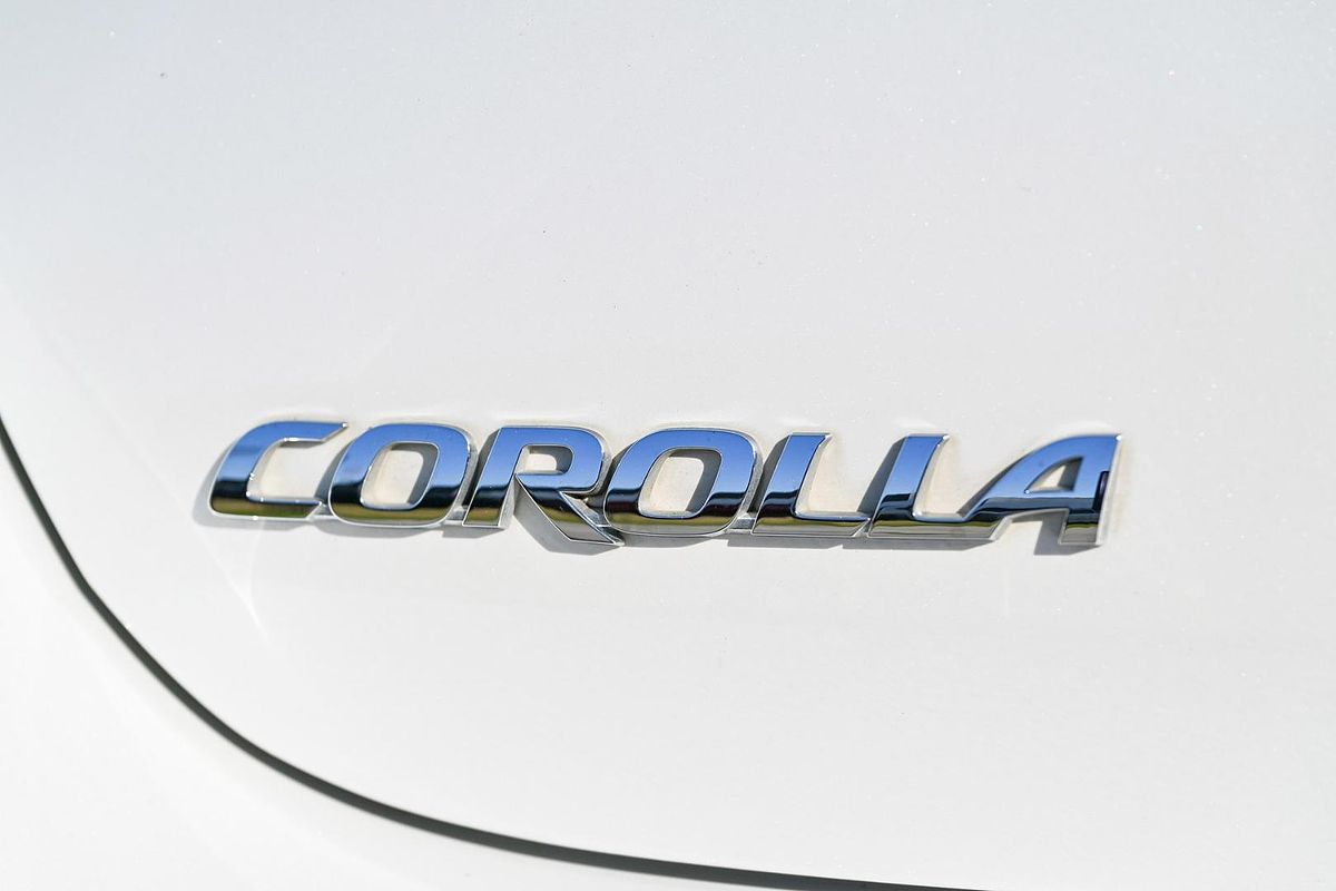2017 Toyota Corolla Ascent Sport ZRE182R