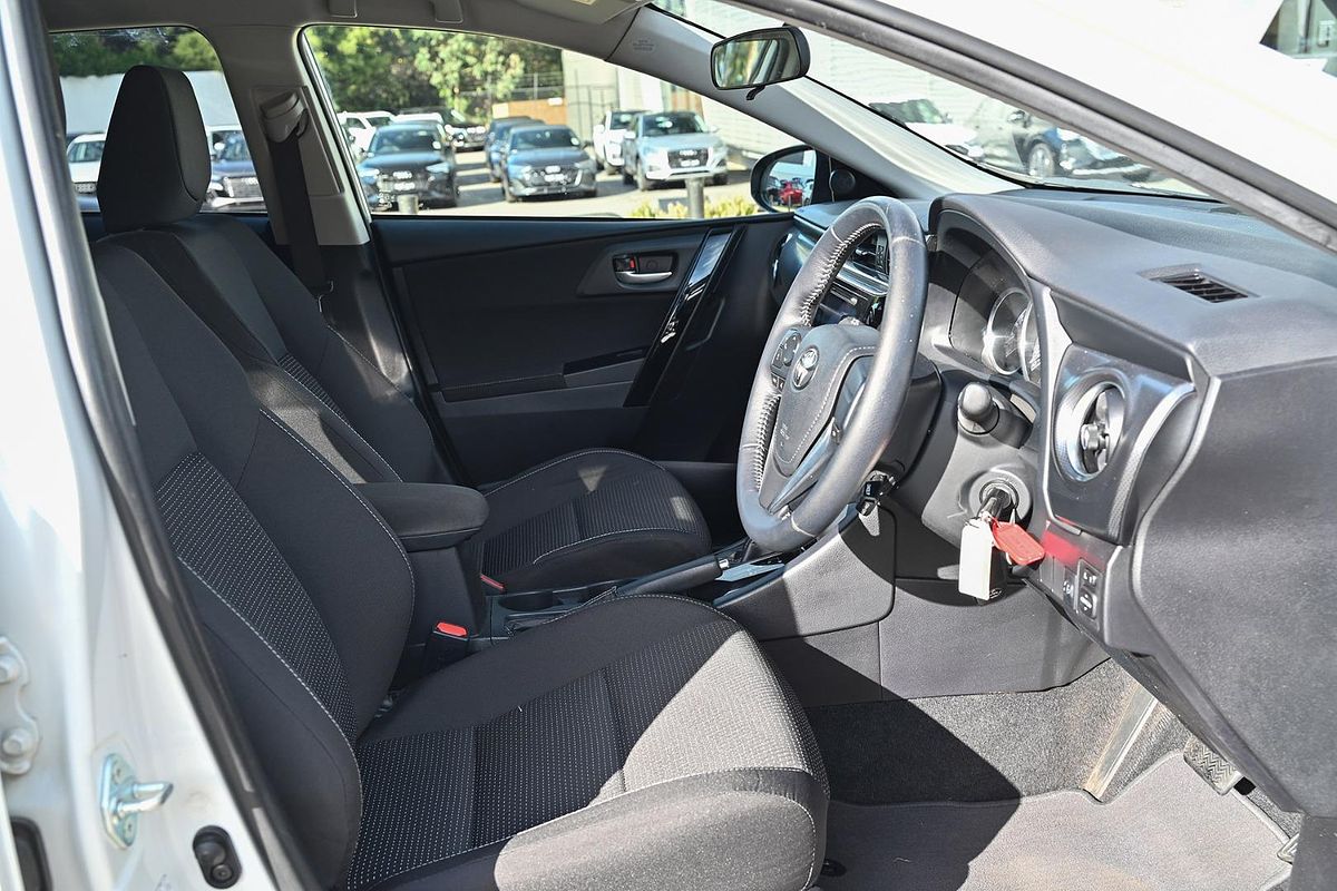 2017 Toyota Corolla Ascent Sport ZRE182R