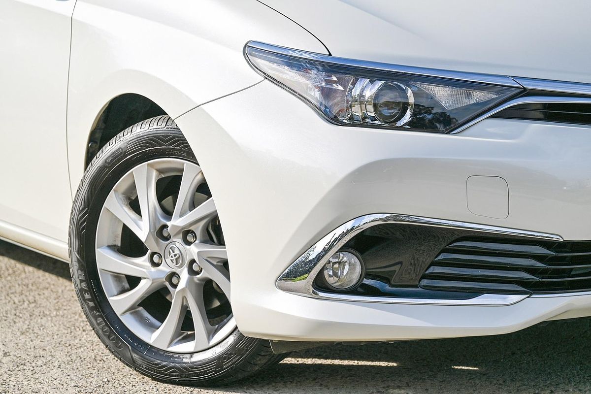 2017 Toyota Corolla Ascent Sport ZRE182R