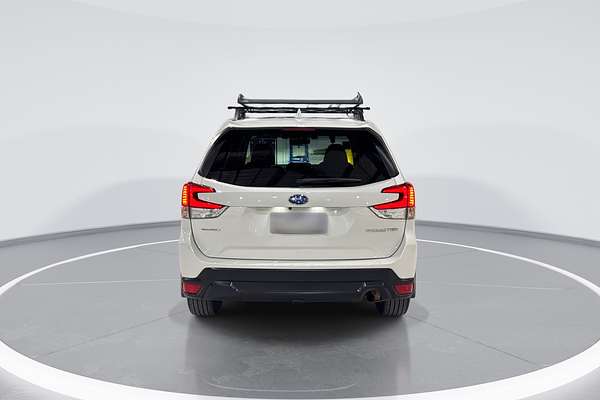 2021 Subaru Forester 2.5i S5