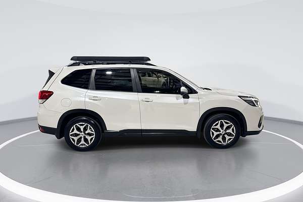 2021 Subaru Forester 2.5i S5