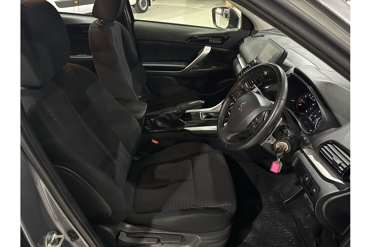 2023 Mitsubishi Eclipse Cross ES YB