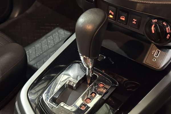 2022 Nissan Navara ST-X D23 4X4