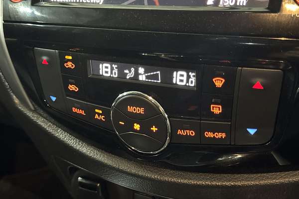 2022 Nissan Navara ST-X D23 4X4