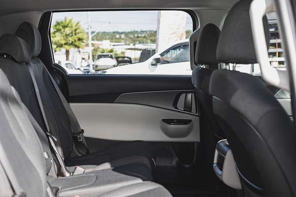 2022 Kia Carnival S KA4