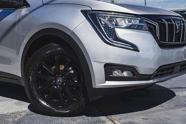 2023 Mahindra XUV700 AX7L