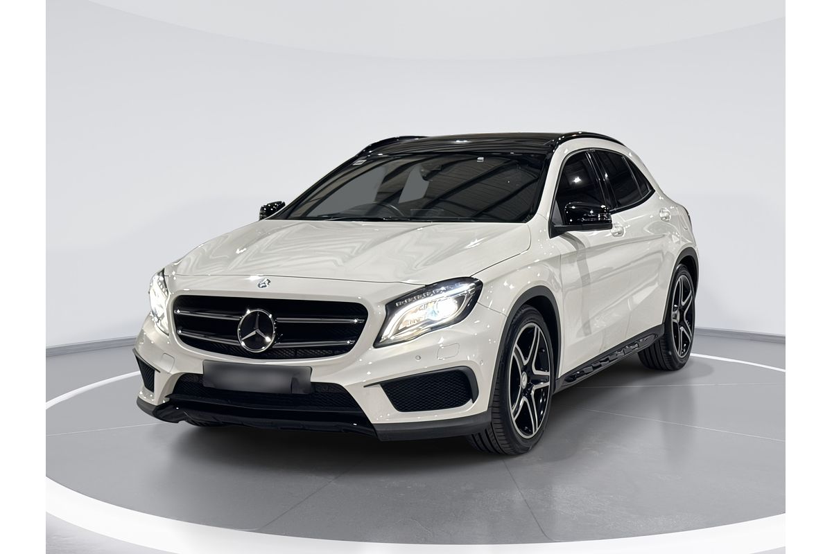2014 Mercedes-Benz GLA-Class GLA250 X156