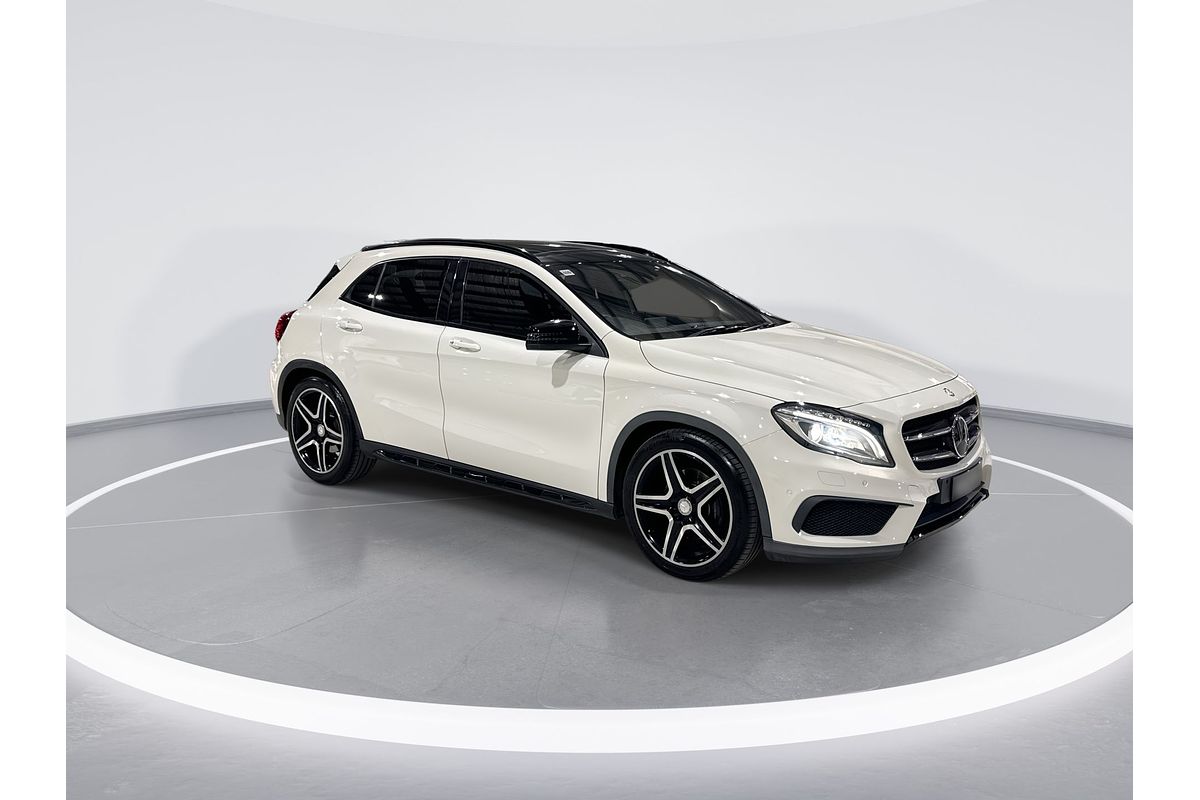2014 Mercedes-Benz GLA-Class GLA250 X156