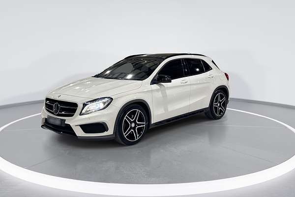 2014 Mercedes-Benz GLA-Class GLA250 X156