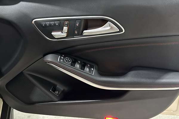 2014 Mercedes-Benz GLA-Class GLA250 X156