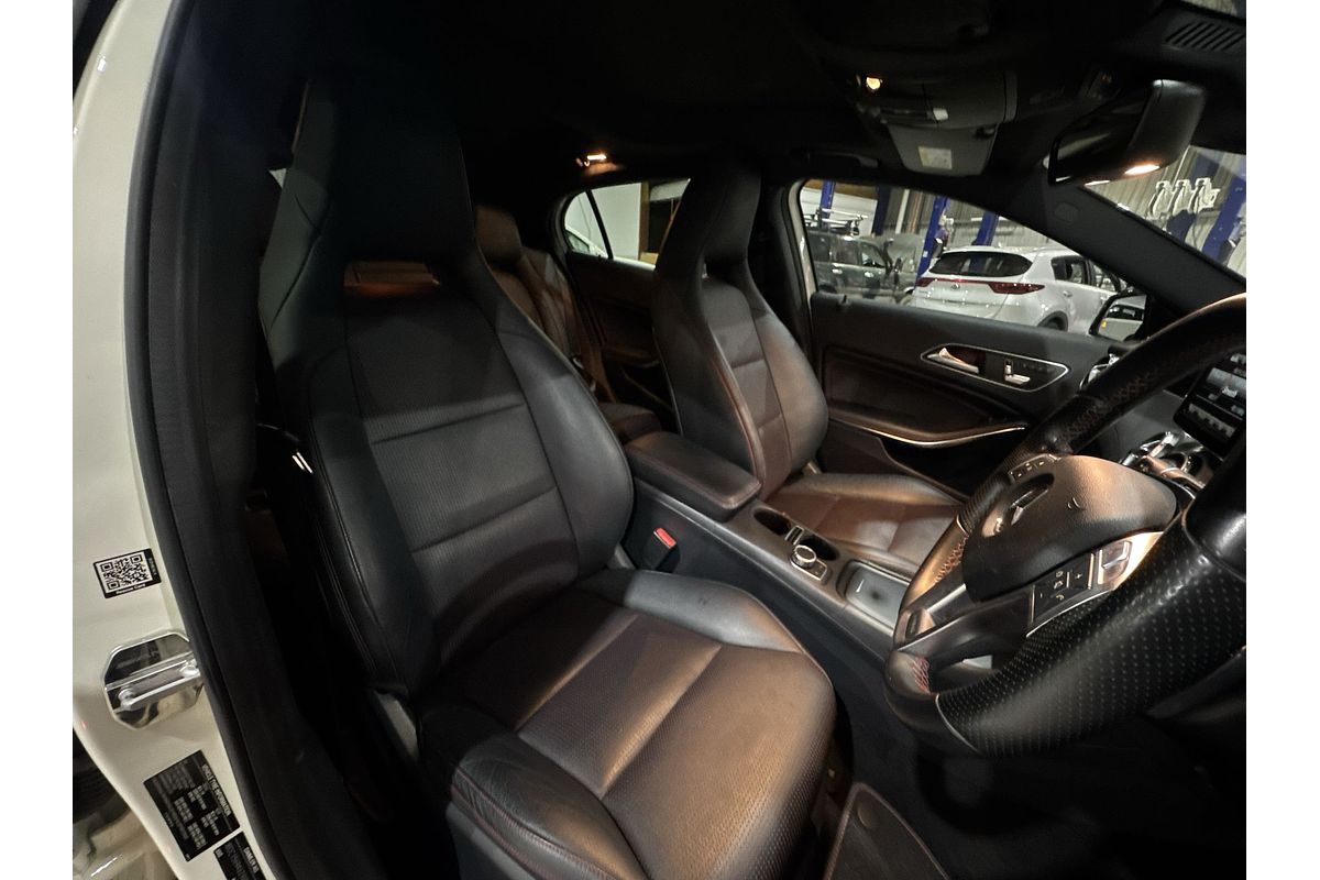 2014 Mercedes-Benz GLA-Class GLA250 X156