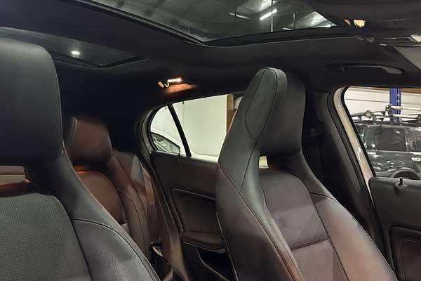 2014 Mercedes-Benz GLA-Class GLA250 X156