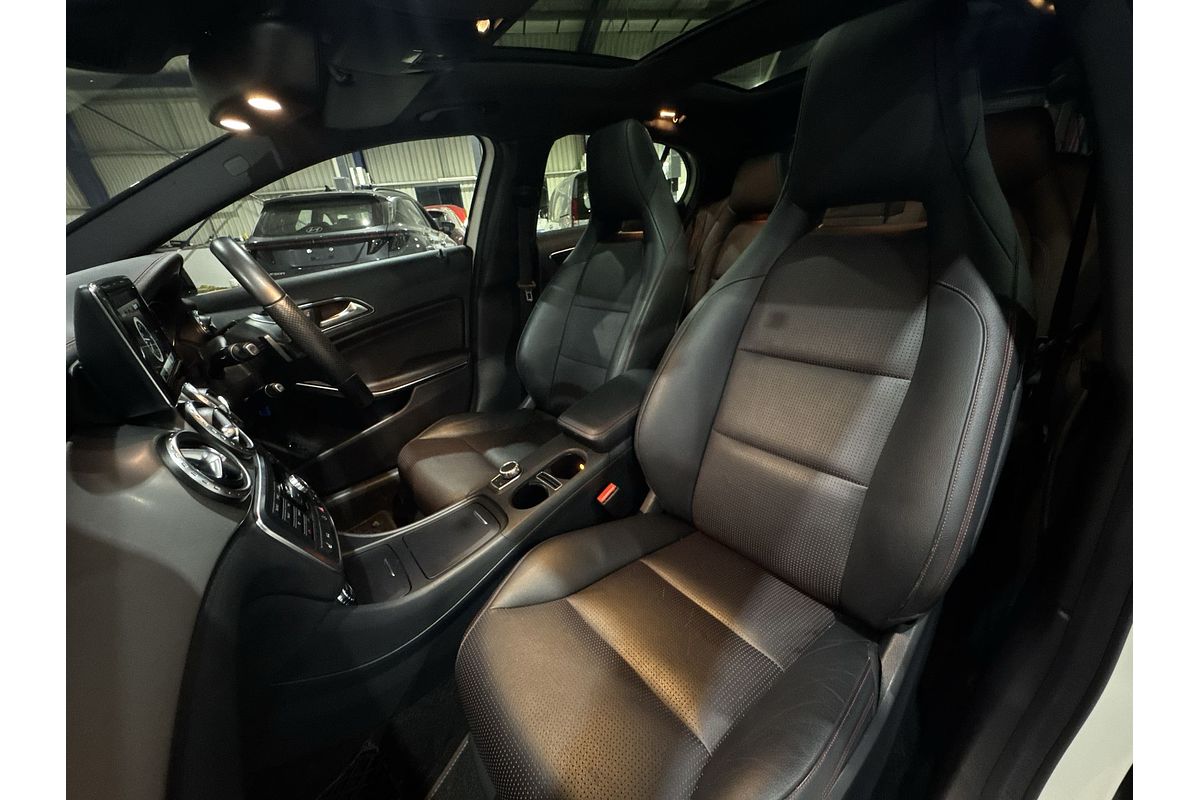 2014 Mercedes-Benz GLA-Class GLA250 X156